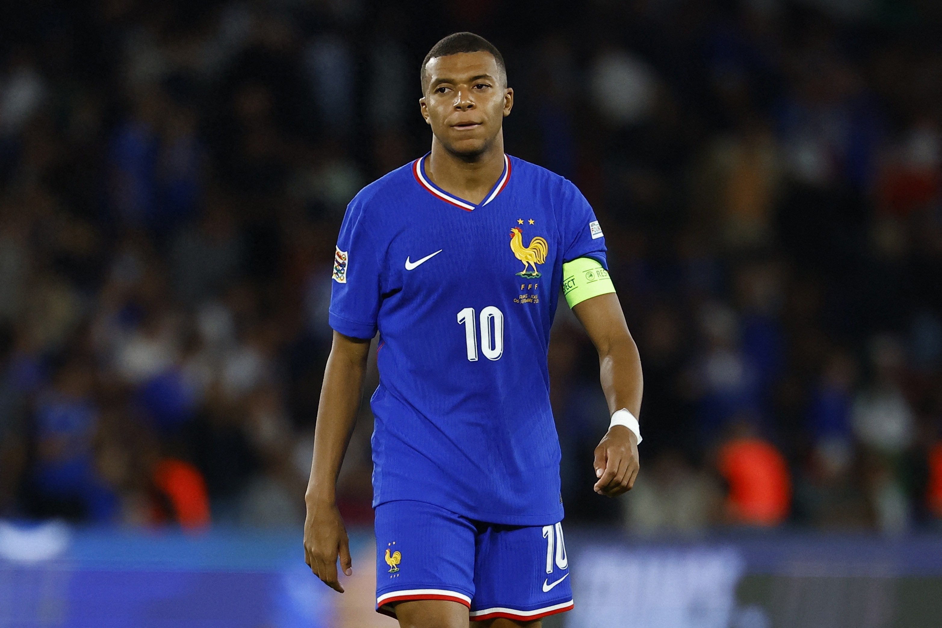 mk体育官网包含法国杯倒计时，罗马国际比赛日内部沟通，细节引发关注，媒体盛赞，临场指挥获称赞的词条