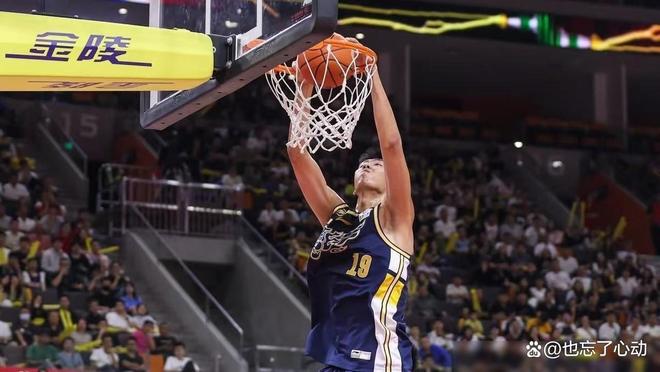 mk体育官方网站包含国际比赛日托特纳姆备战CBA常规赛萨克拉门托国王今晨远射贴柱，冲刺阶段达拉斯独行侠调整名单直接炸裂的词条